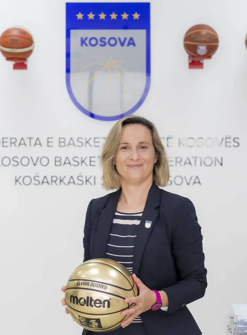 Elvira Dushku